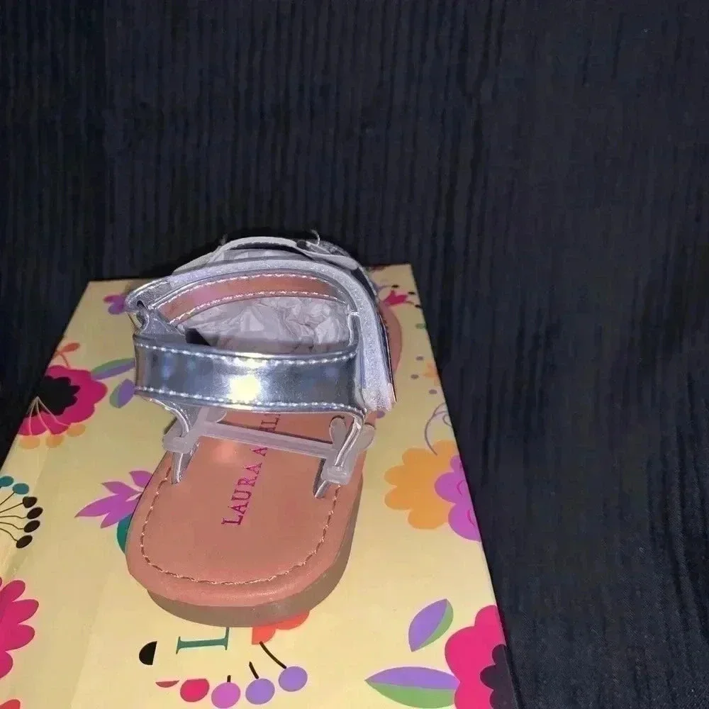 GIRLS LAURA ASHLEY SANDALS LOT OF 2 SZ 7